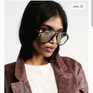 New Ventura Oversized Black Aviator